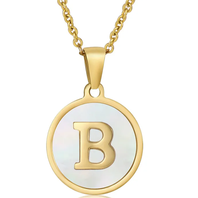 Valithra Gold Necklace Inicial Letra B Fondo Blanco