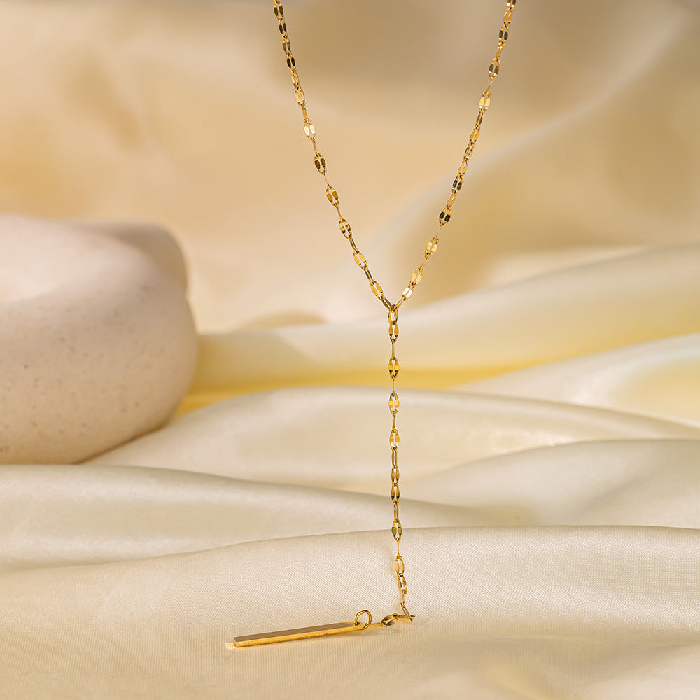 Ampusa Gold Necklace