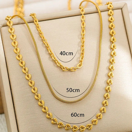Saaphiirae Gold Necklace