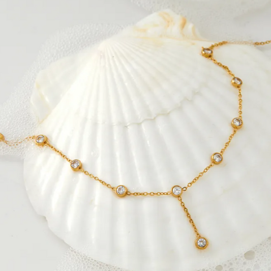 Quione Gold Necklace